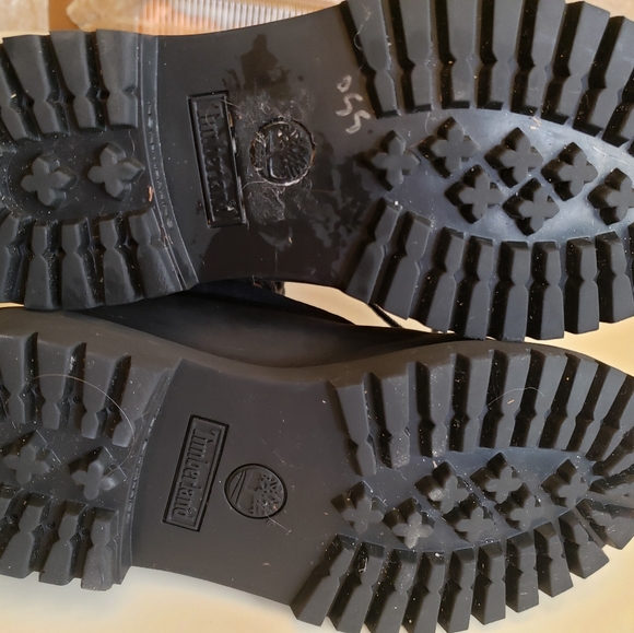 Timberland Junior Boots Size 4 - Picture 3 of 10